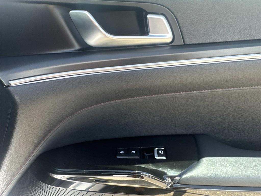 used 2024 Kia K5 car, priced at $30,999