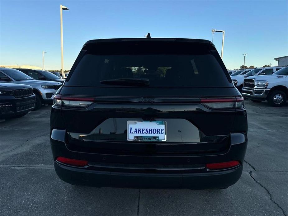 new 2024 Jeep Grand Cherokee car, priced at $44,525