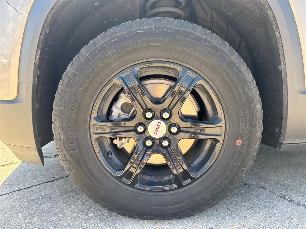 used 2023 GMC Acadia car, priced at $32,333