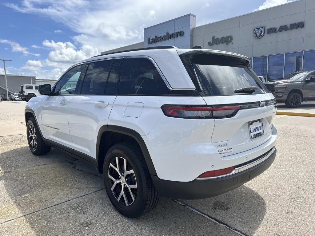 used 2024 Jeep Grand Cherokee car, priced at $34,854