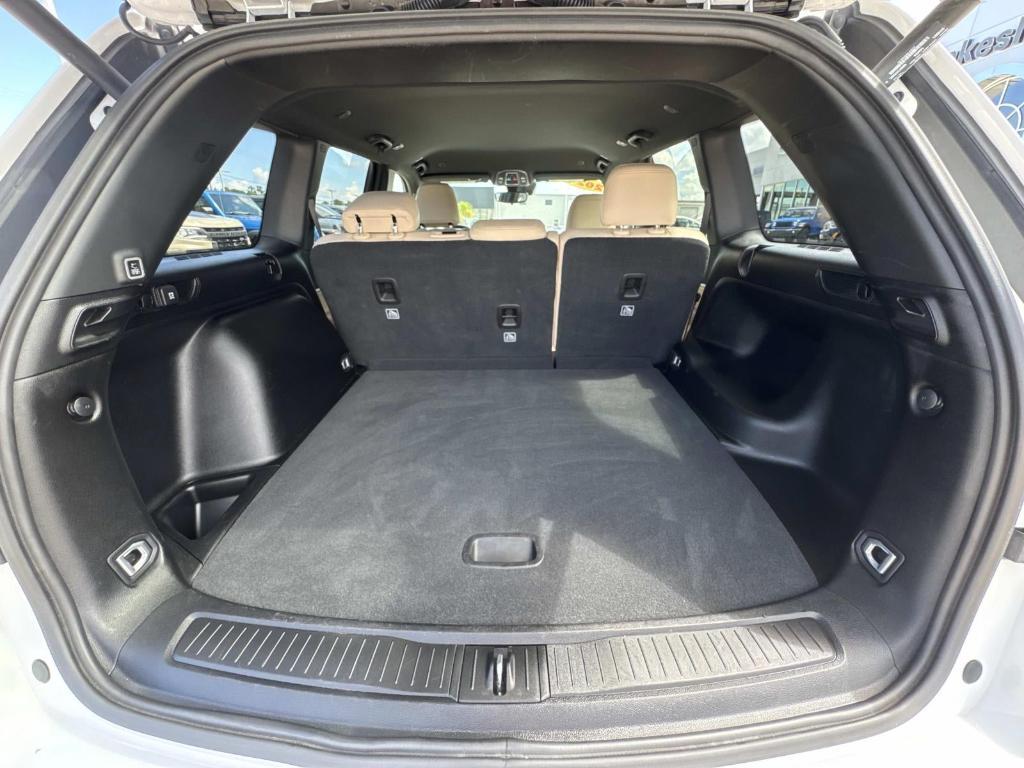 used 2024 Jeep Grand Cherokee car, priced at $34,854