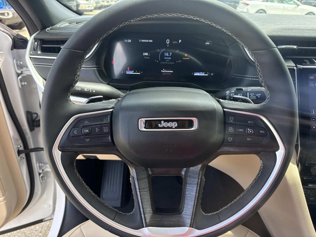 used 2024 Jeep Grand Cherokee car, priced at $34,854