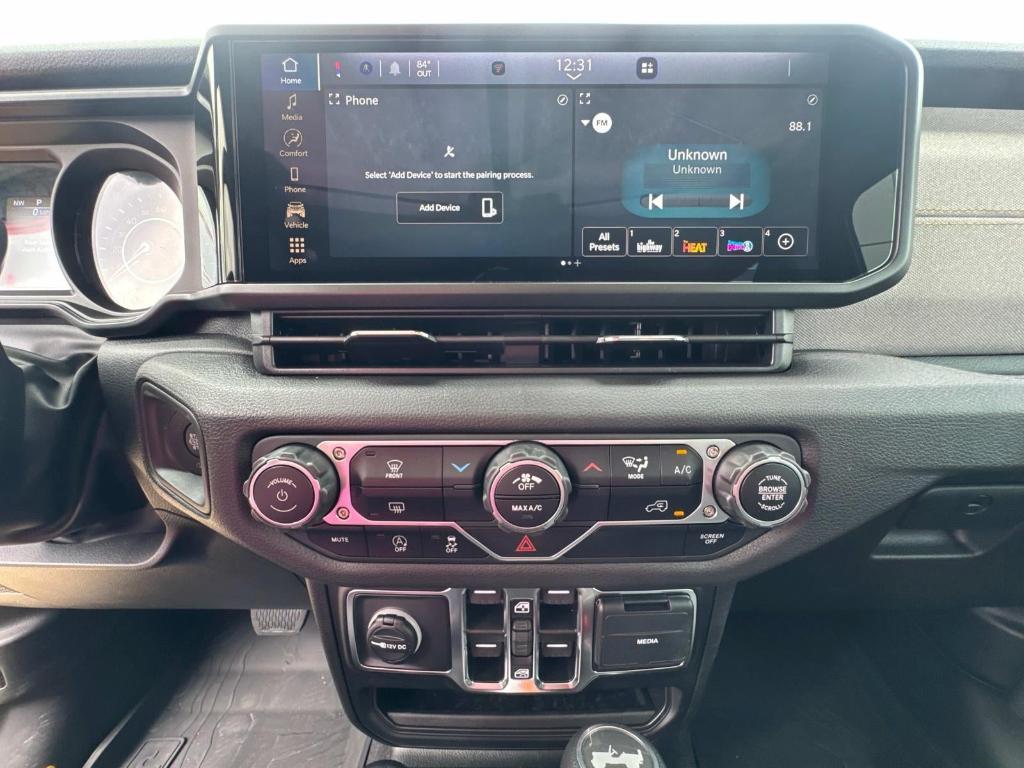 new 2025 Jeep Wrangler car
