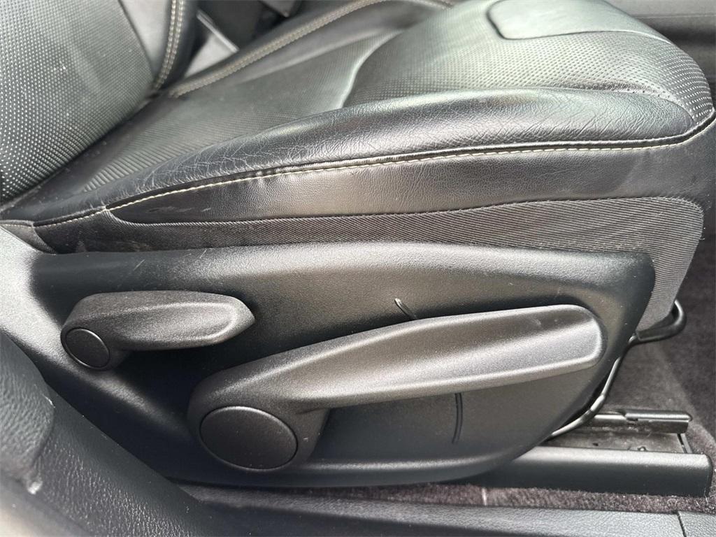 used 2018 Jeep Cherokee car, priced at $15,799