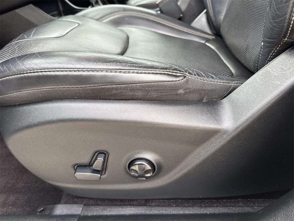 used 2018 Jeep Cherokee car, priced at $15,799