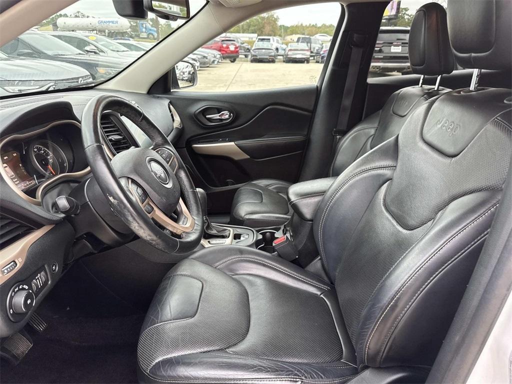 used 2018 Jeep Cherokee car, priced at $15,799