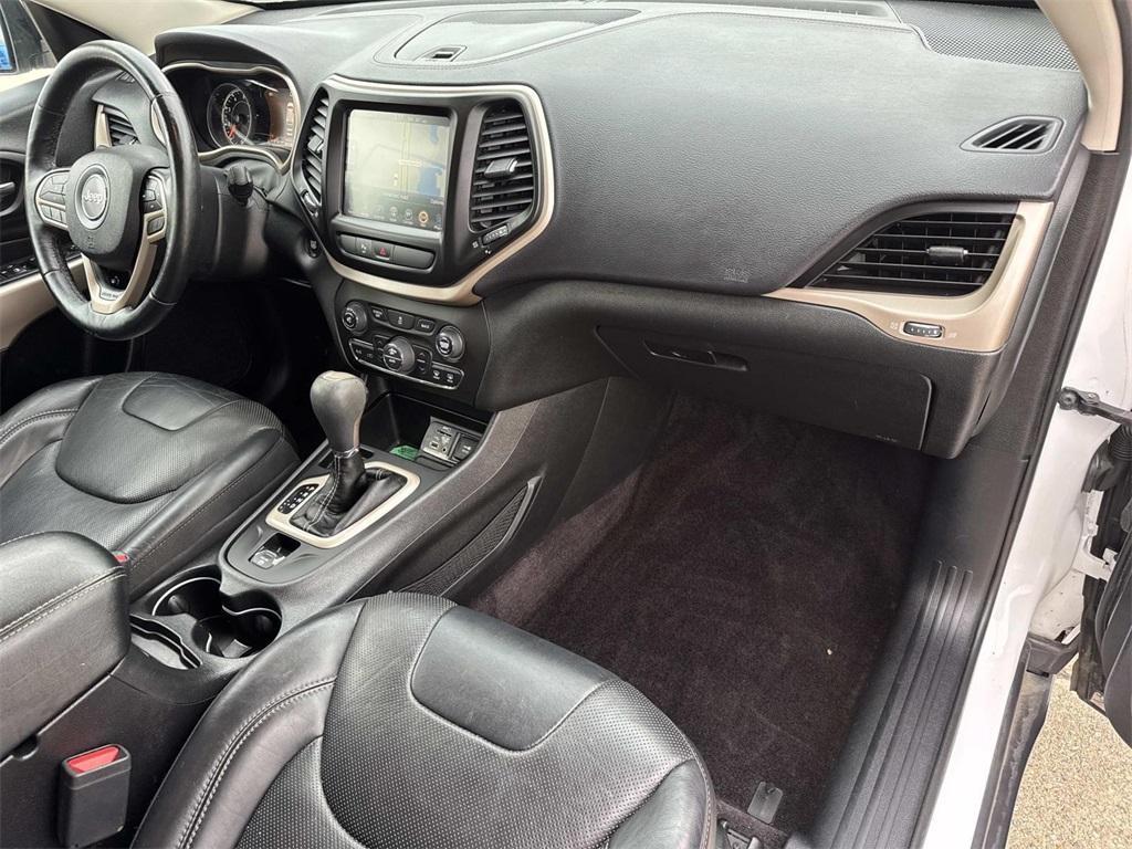 used 2018 Jeep Cherokee car, priced at $15,799