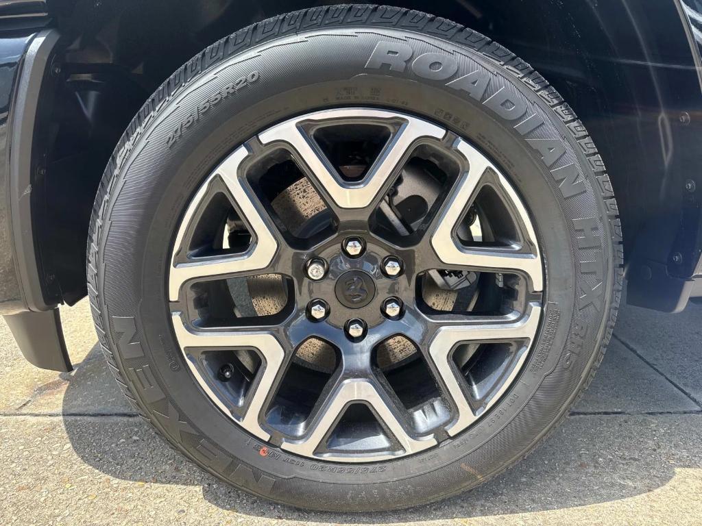 new 2025 Ram 1500 car, priced at $71,355