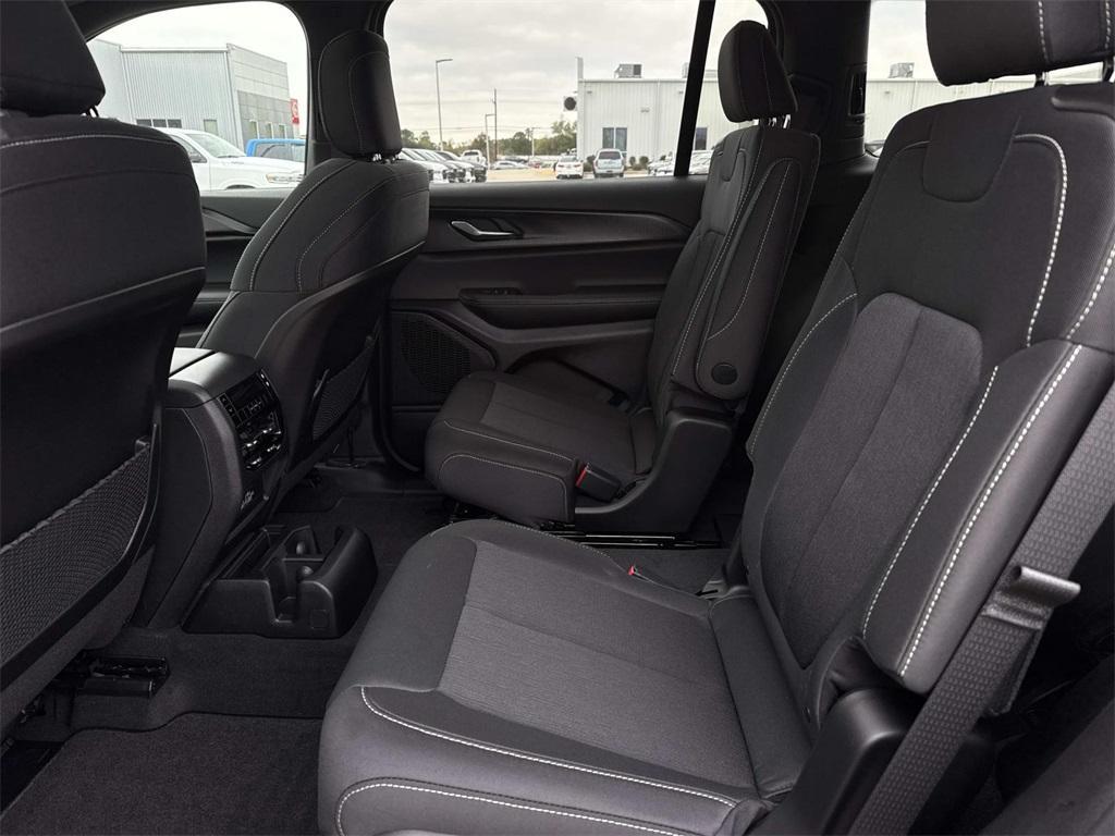 new 2025 Jeep Grand Cherokee L car, priced at $37,625