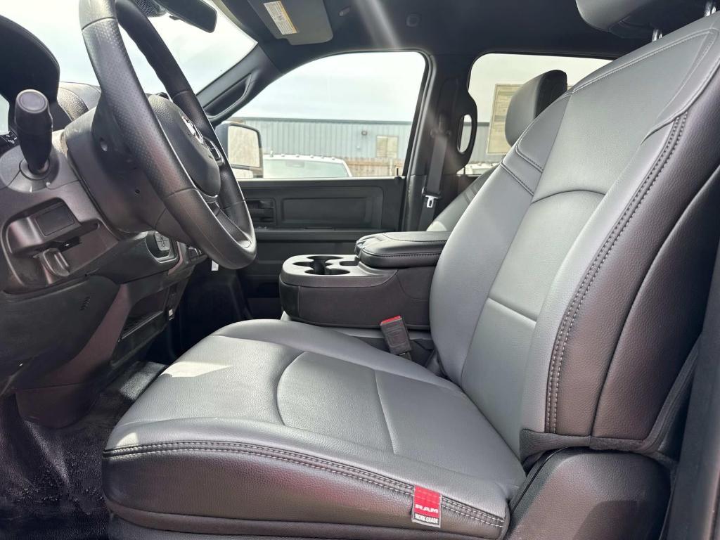 new 2025 Ram 2500 car, priced at $61,085