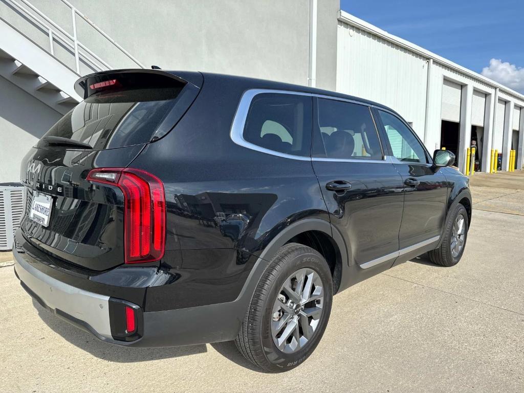 used 2024 Kia Telluride car, priced at $33,402