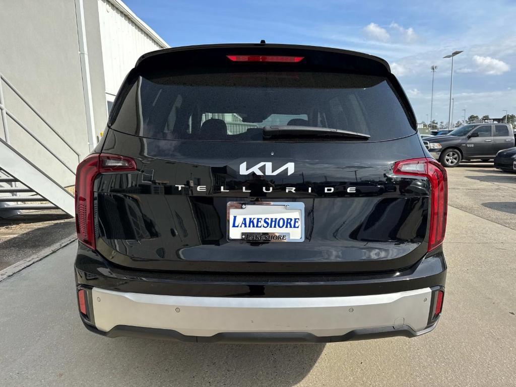 used 2024 Kia Telluride car, priced at $33,402