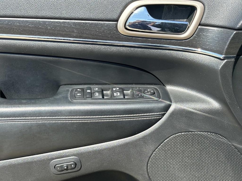 used 2017 Jeep Grand Cherokee car, priced at $16,855