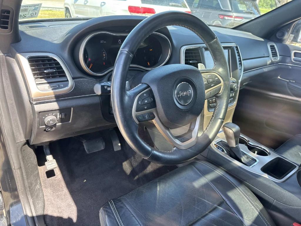 used 2017 Jeep Grand Cherokee car, priced at $16,855