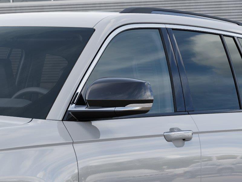 new 2025 Jeep Grand Cherokee car, priced at $40,900