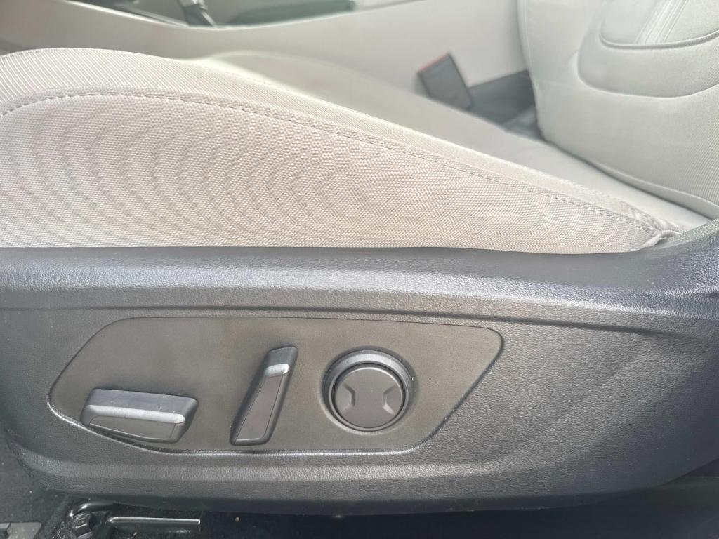 used 2025 Hyundai Tucson car, priced at $25,564
