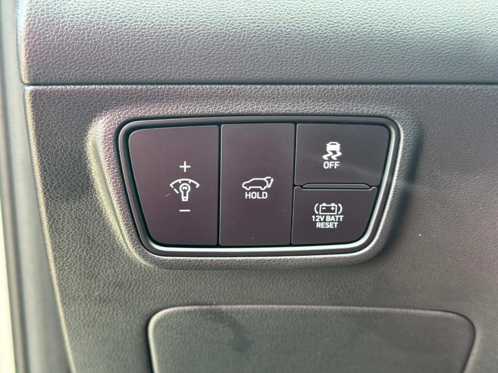 used 2022 Hyundai TUCSON Hybrid car, priced at $24,997