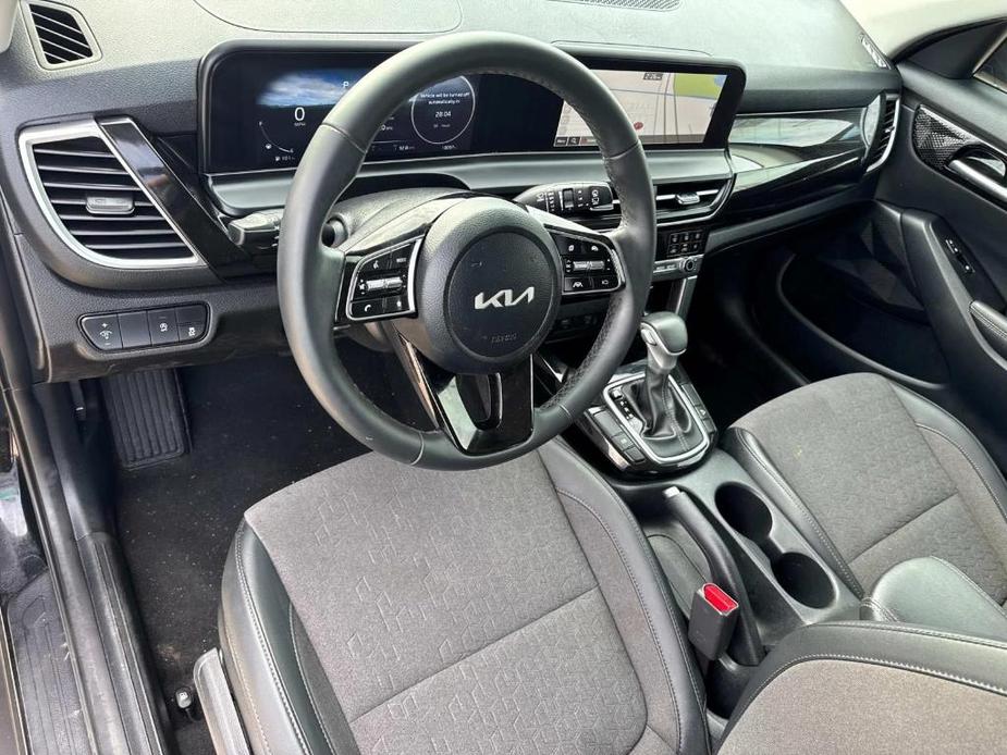 used 2024 Kia Seltos car, priced at $22,112