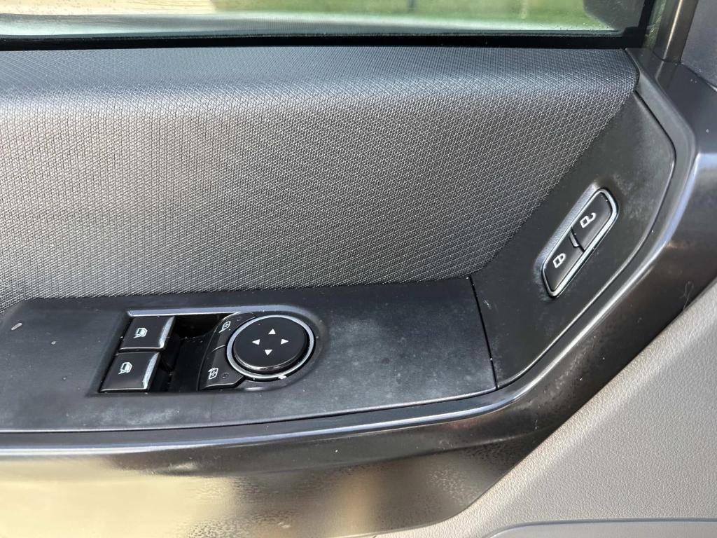 used 2022 Ford F-150 car, priced at $25,999
