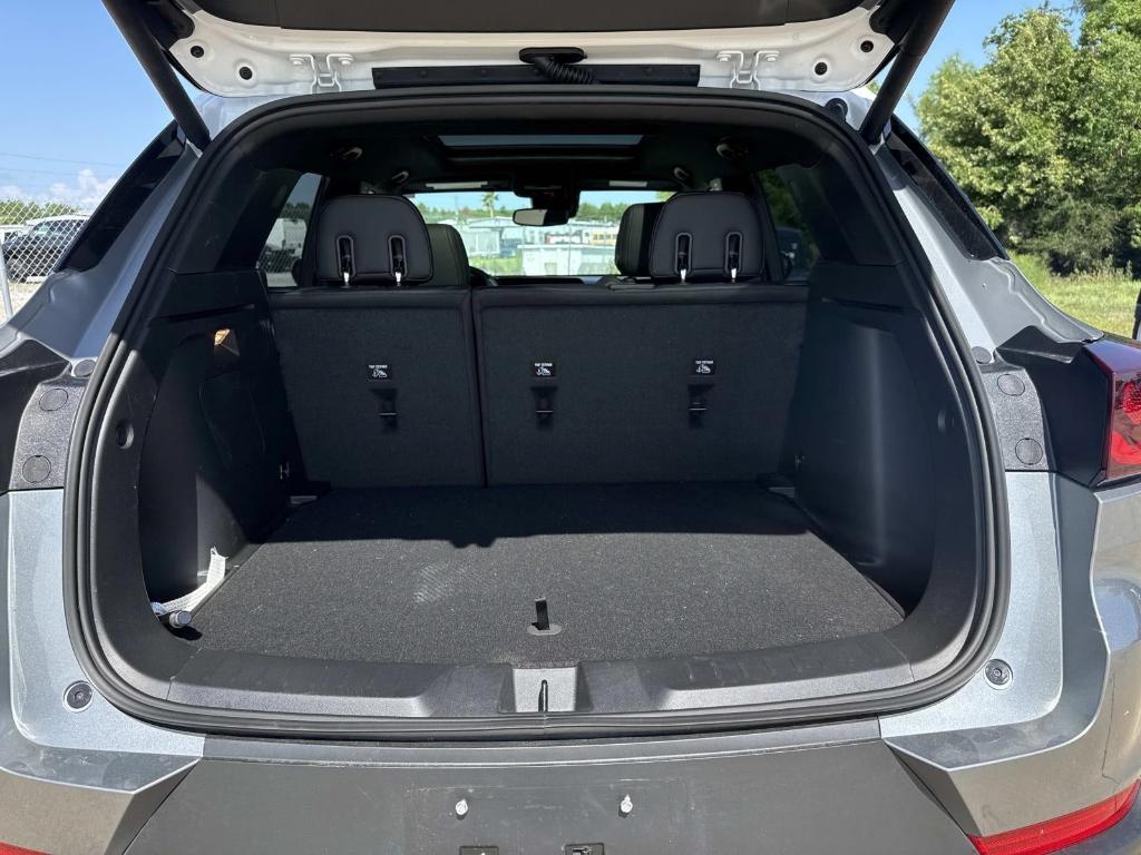 used 2025 Chevrolet TrailBlazer car, priced at $28,470
