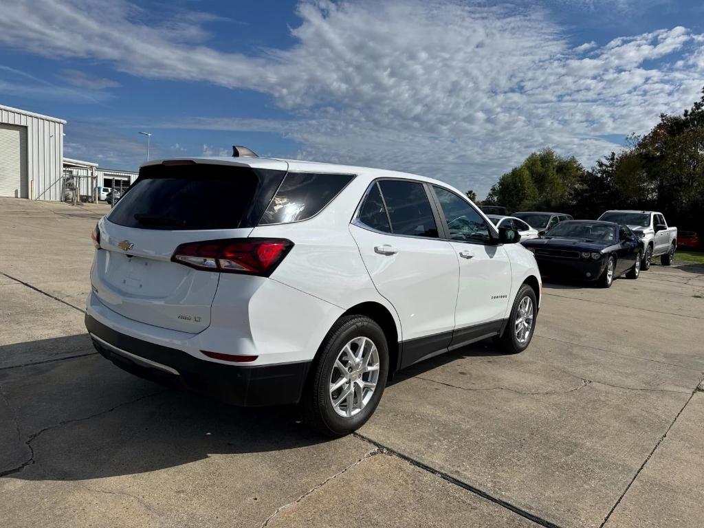 used 2023 Chevrolet Equinox car, priced at $21,452