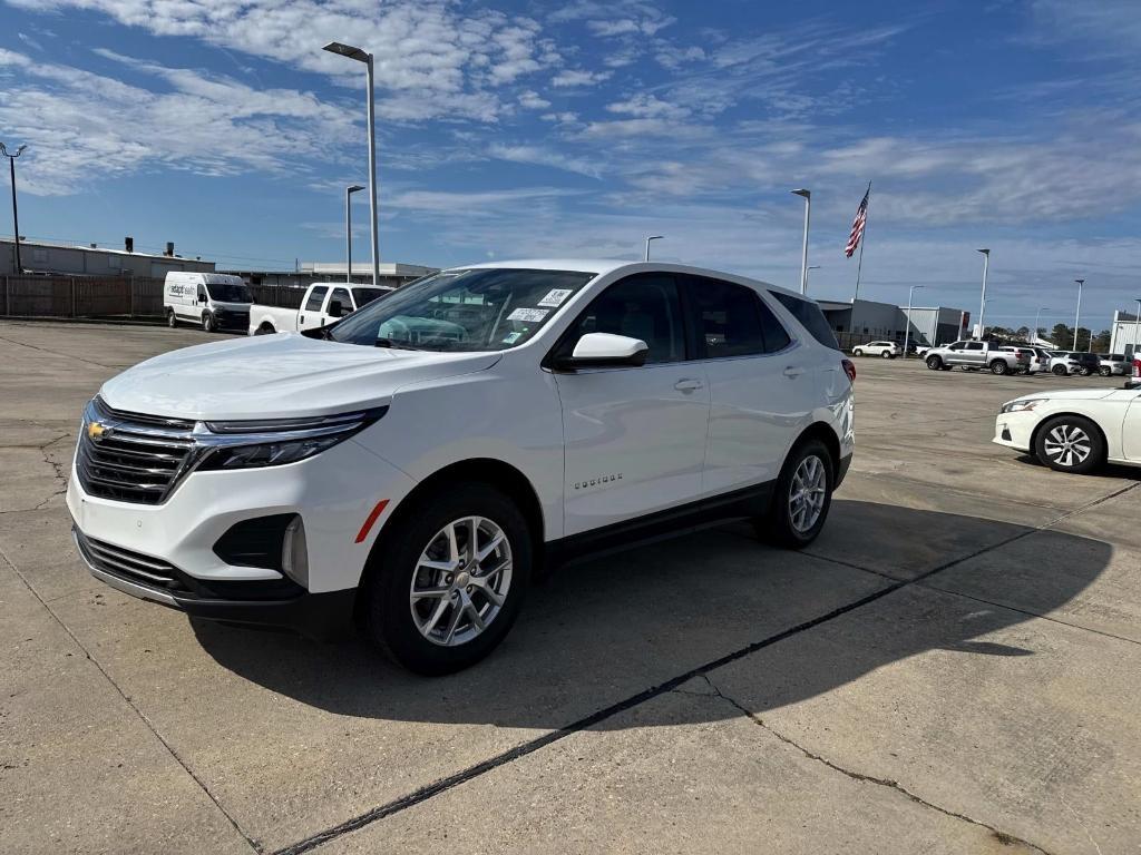 used 2023 Chevrolet Equinox car, priced at $21,452