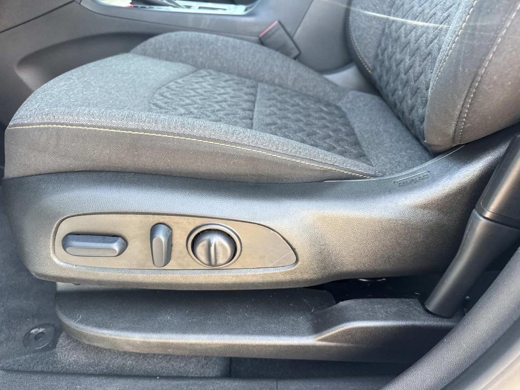 used 2022 Chevrolet Equinox car, priced at $19,599
