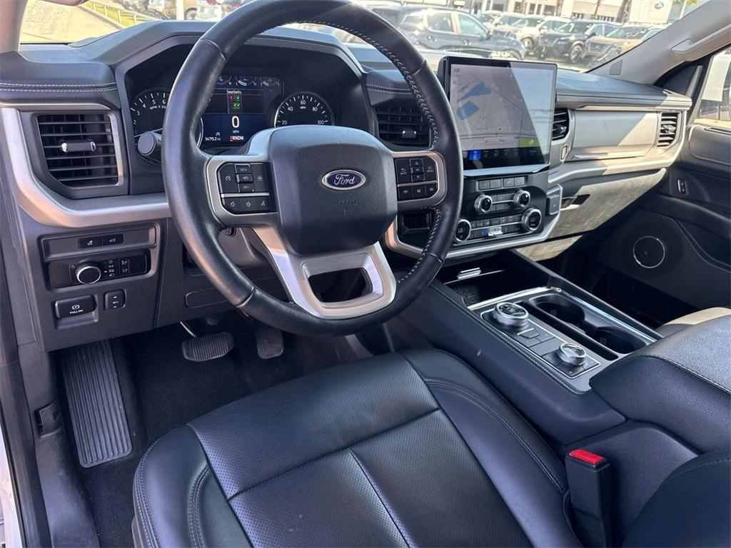 used 2024 Ford Expedition car, priced at $47,625