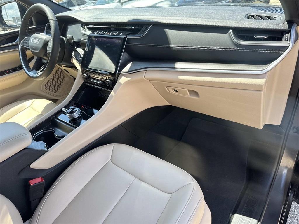 used 2024 Jeep Grand Cherokee car, priced at $31,458