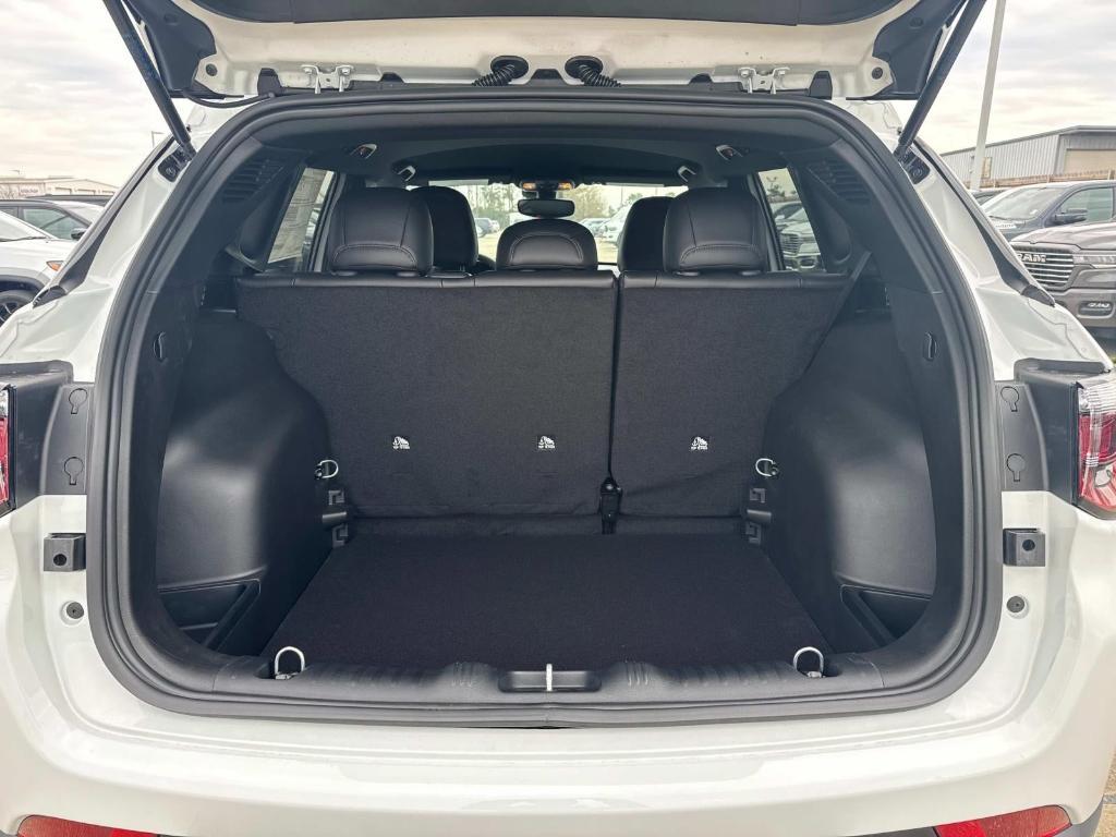 new 2025 Jeep Compass car, priced at $28,760