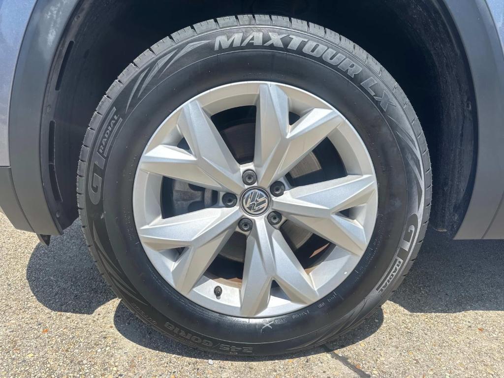 used 2020 Volkswagen Atlas car, priced at $24,675
