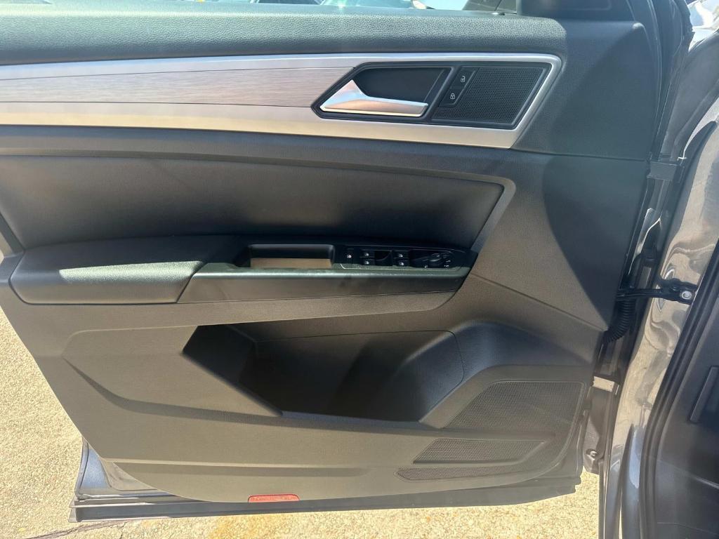 used 2020 Volkswagen Atlas car, priced at $24,675