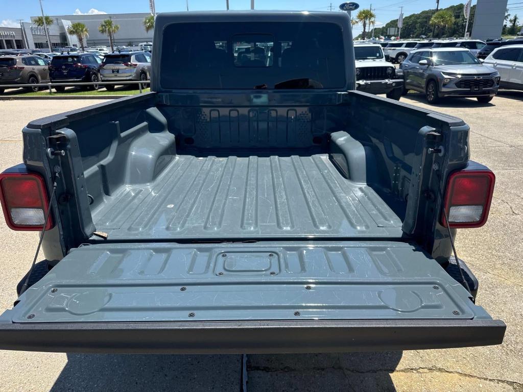 used 2024 Jeep Gladiator car, priced at $35,897
