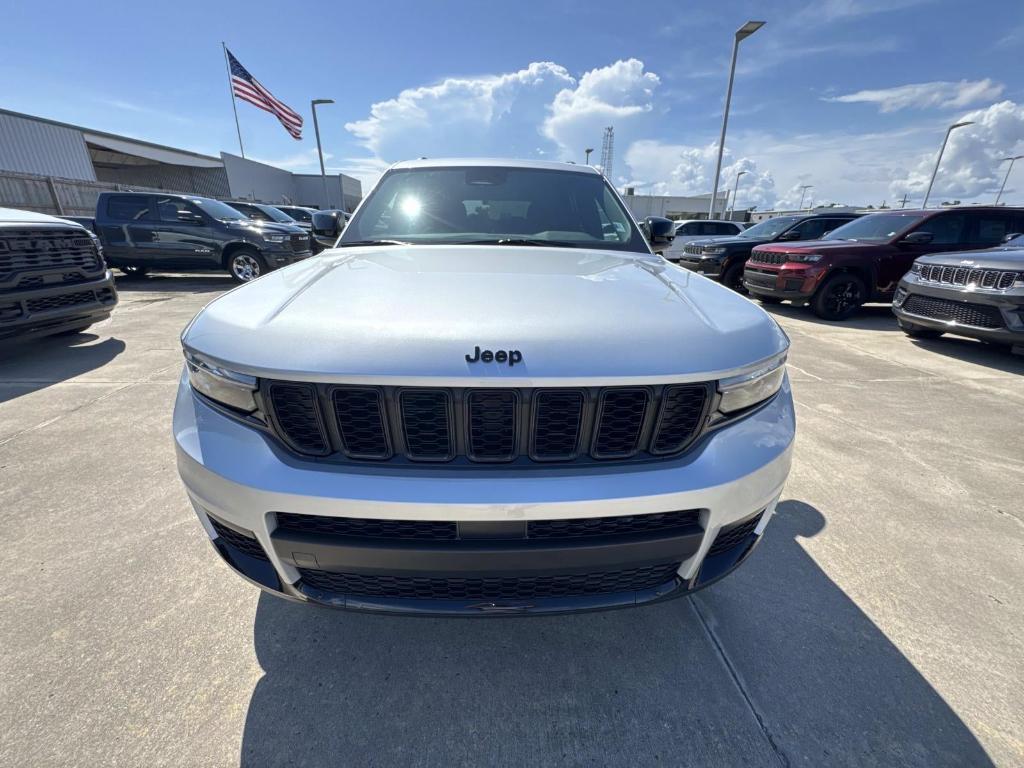 new 2025 Jeep Grand Cherokee L car