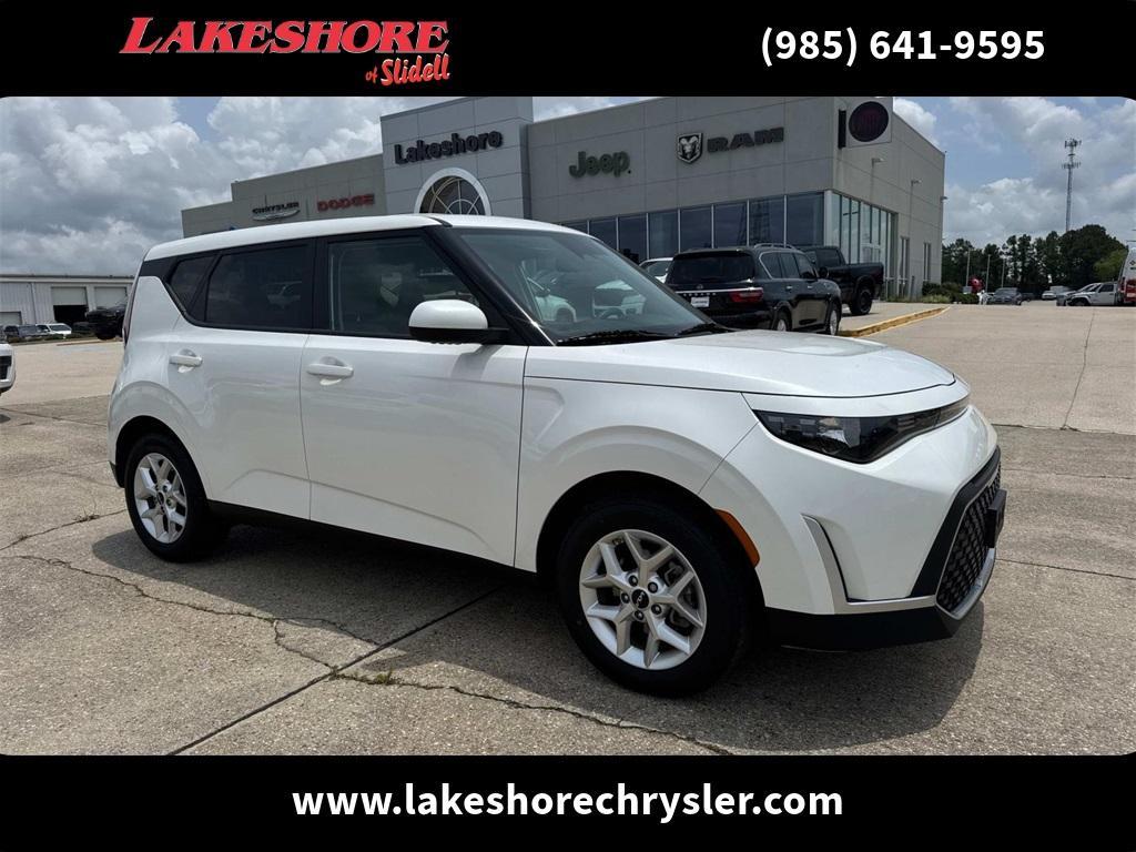 used 2024 Kia Soul car, priced at $19,271