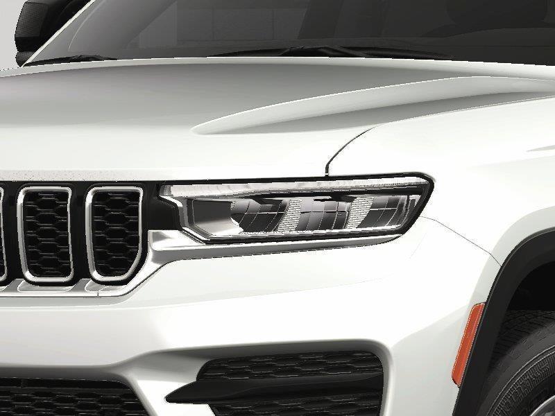 new 2025 Jeep Grand Cherokee car, priced at $38,775
