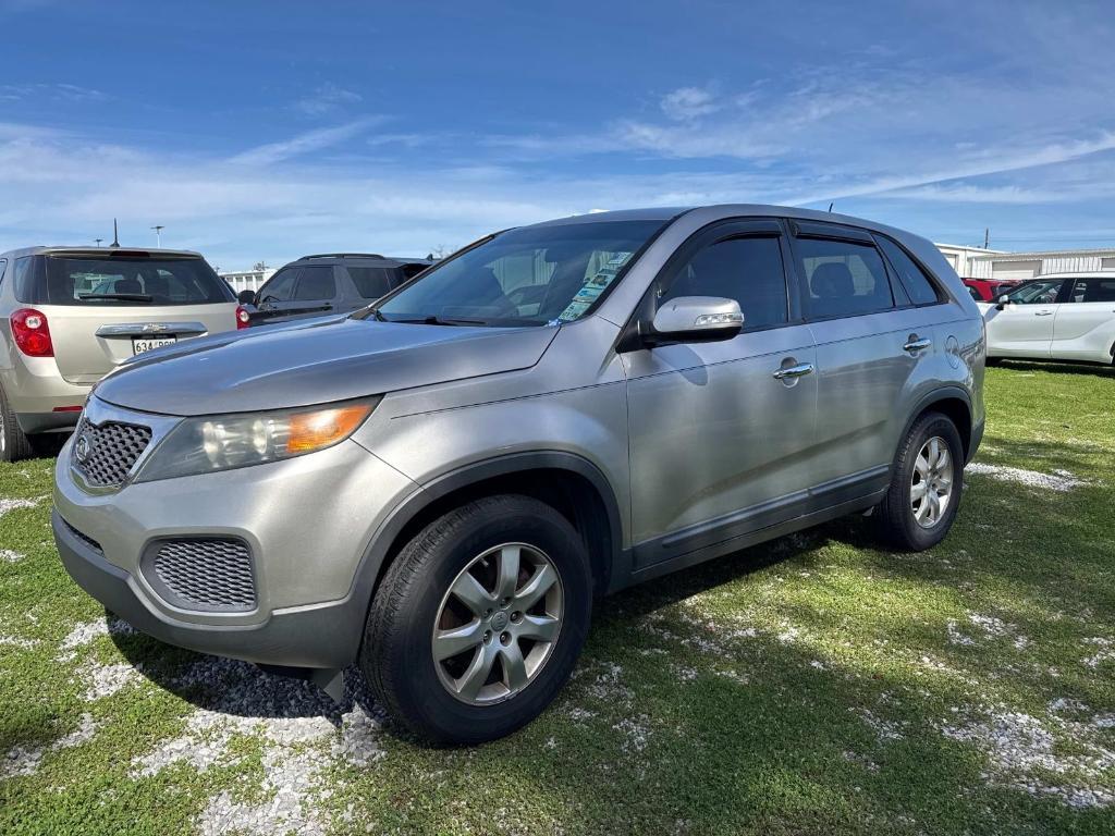 used 2013 Kia Sorento car, priced at $9,998