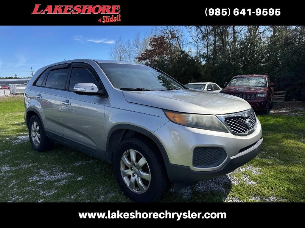 used 2013 Kia Sorento car, priced at $9,998