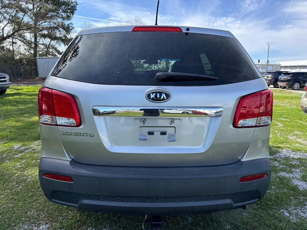 used 2013 Kia Sorento car, priced at $9,998