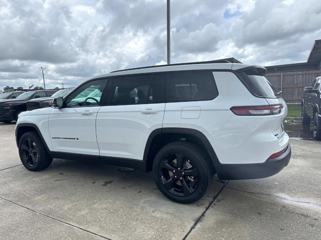 new 2025 Jeep Grand Cherokee L car