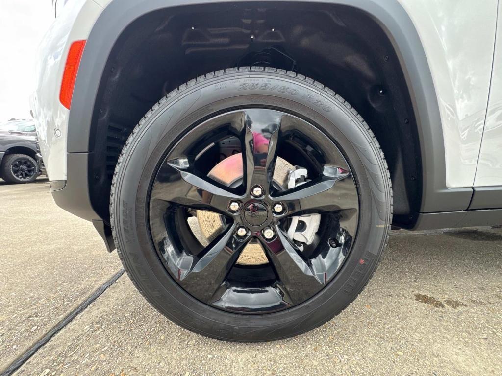 new 2025 Jeep Grand Cherokee L car