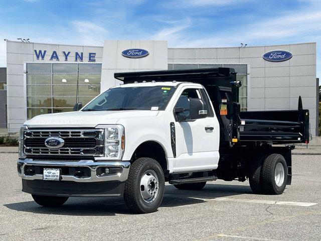 new 2025 Ford F-350 car, priced at $75,988