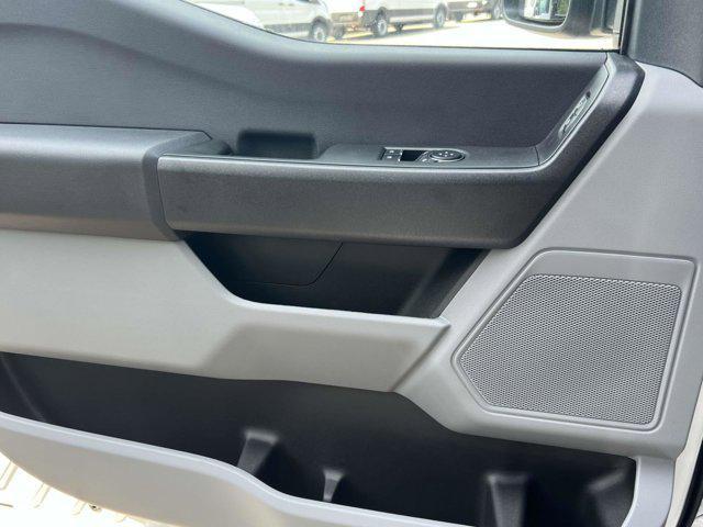 new 2025 Ford F-350 car, priced at $75,988
