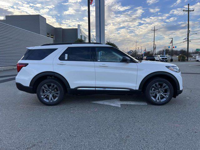 new 2025 Ford Explorer car, priced at $48,639