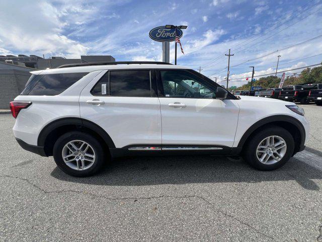 new 2025 Ford Explorer car, priced at $43,988