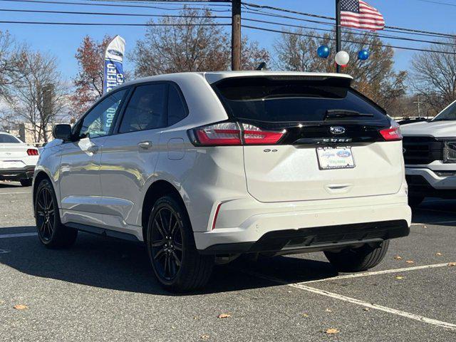 used 2022 Ford Edge car, priced at $28,958