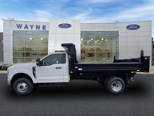 new 2025 Ford F-350 car, priced at $75,670