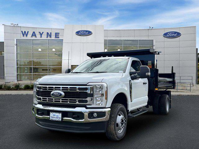 new 2025 Ford F-350 car, priced at $75,670