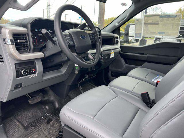 new 2025 Ford F-350 car, priced at $75,670