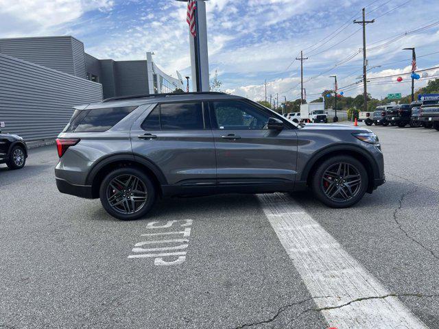 new 2025 Ford Explorer car, priced at $60,556